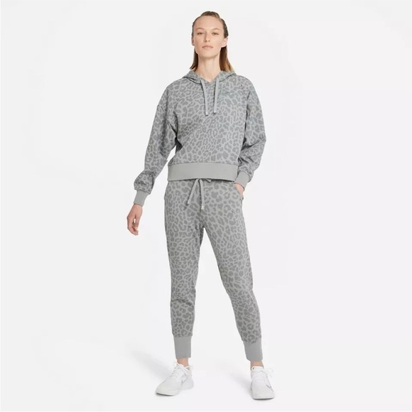 NIKE Womens Dri-FIT Get Fit Printed Leopard Print Training Pants Joggers SZ S - Picture 2 of 16